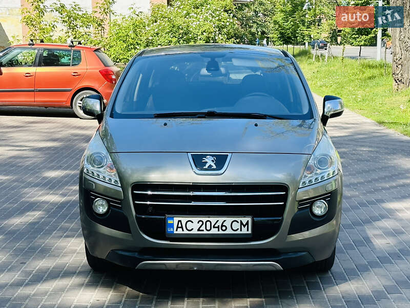 Внедорожник / Кроссовер Peugeot 3008 2012 в Киеве