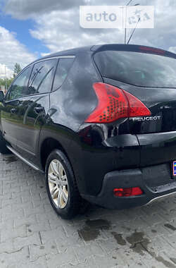 Внедорожник / Кроссовер Peugeot 3008 2011 в Луцке