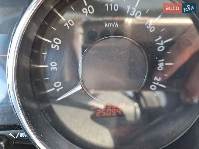 Внедорожник / Кроссовер Peugeot 3008 2013 в Днепре