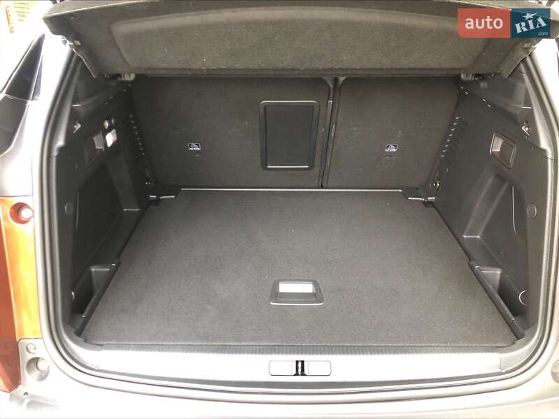 Позашляховик / Кросовер Peugeot 3008 2018 в Одесі
