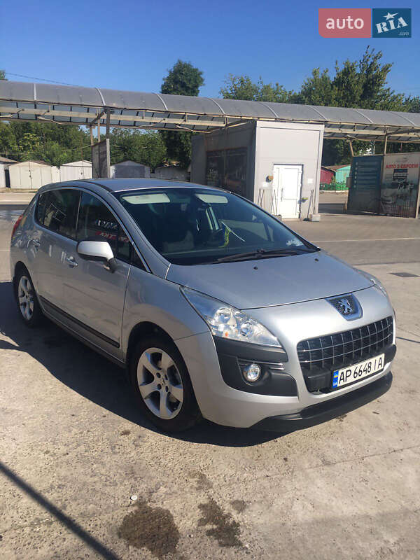 Peugeot 3008 2011