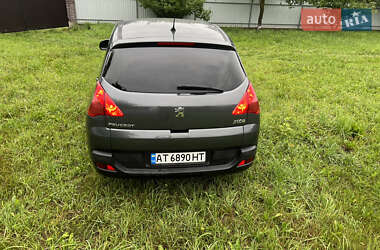 Позашляховик / Кросовер Peugeot 3008 2009 в 