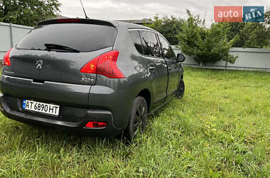 Позашляховик / Кросовер Peugeot 3008 2009 в 