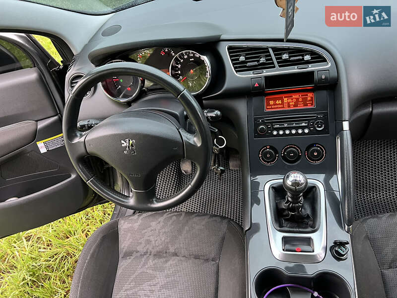 Позашляховик / Кросовер Peugeot 3008 2009 в Коломиї фото 35 Позашляховик / Кросовер Peugeot 3008 2009 в Коломиї