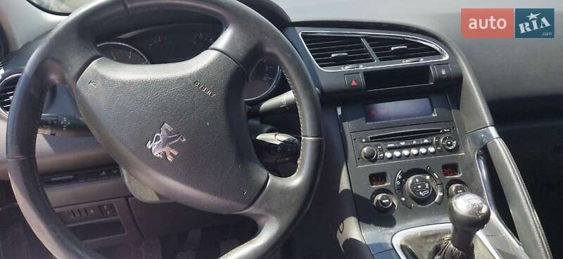 Позашляховик / Кросовер Peugeot 3008 2012 в Львові фото 19 Позашляховик / Кросовер Peugeot 3008 2012 в Львові