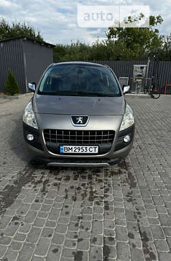 Позашляховик / Кросовер Peugeot 3008 2010 в Стрию