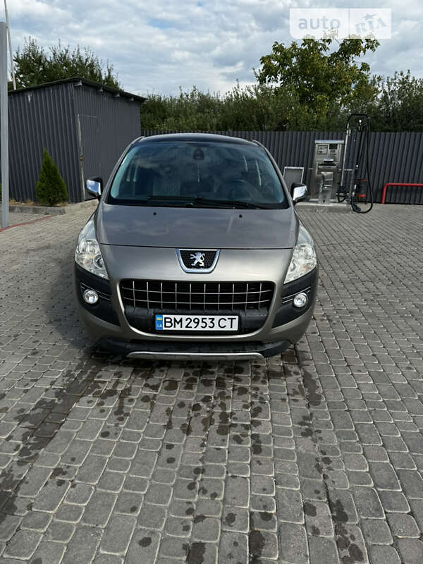 Позашляховик / Кросовер Peugeot 3008 2010 в Мукачевому