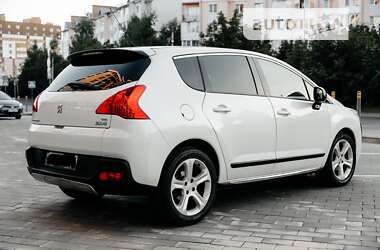 Внедорожник / Кроссовер Peugeot 3008 2011 в Луцке