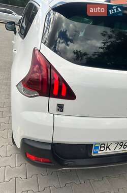 Внедорожник / Кроссовер Peugeot 3008 2014 в Ровно