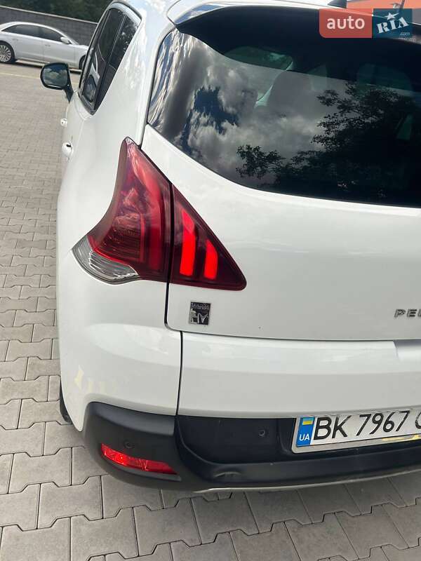 Внедорожник / Кроссовер Peugeot 3008 2014 в Ровно