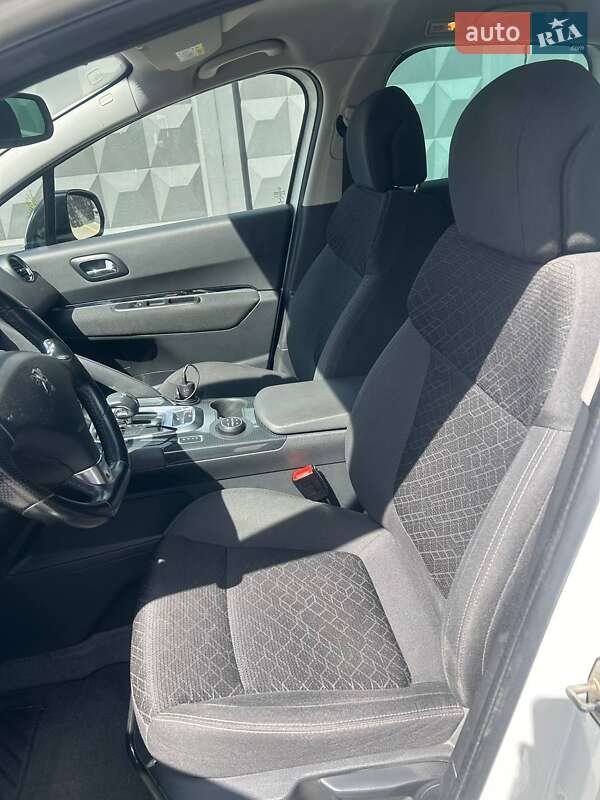 Внедорожник / Кроссовер Peugeot 3008 2014 в Ровно