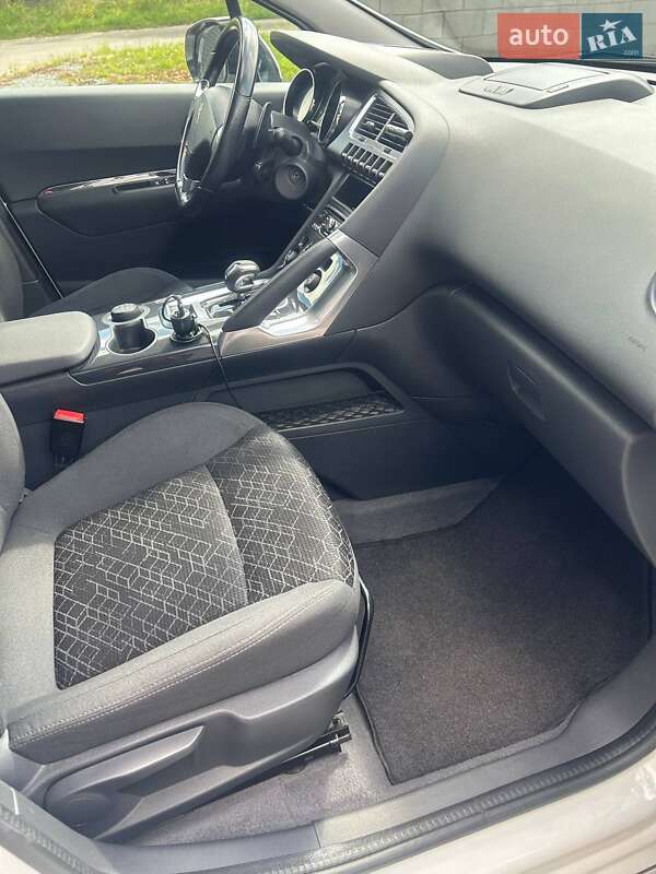 Внедорожник / Кроссовер Peugeot 3008 2014 в Ровно