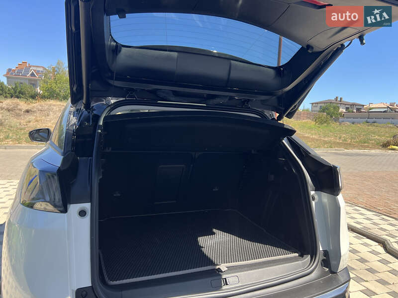 Позашляховик / Кросовер Peugeot 3008 2021 в Одесі