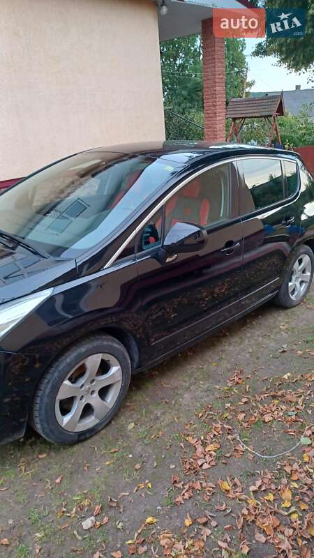 Позашляховик / Кросовер Peugeot 3008 2011 в Тернополі