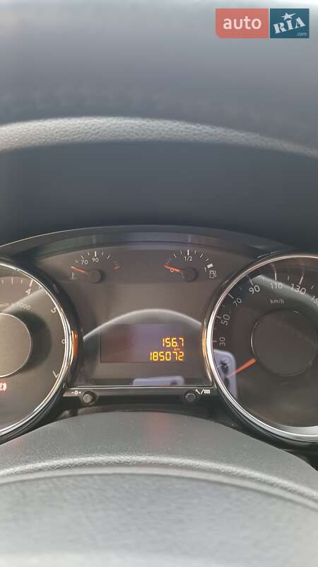 Позашляховик / Кросовер Peugeot 3008 2011 в Тернополі