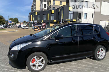 Позашляховик / Кросовер Peugeot 3008 2012 в Івано-Франківську