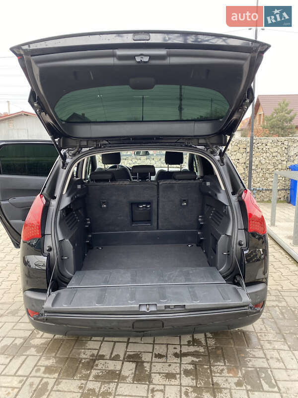 Позашляховик / Кросовер Peugeot 3008 2012 в Івано-Франківську