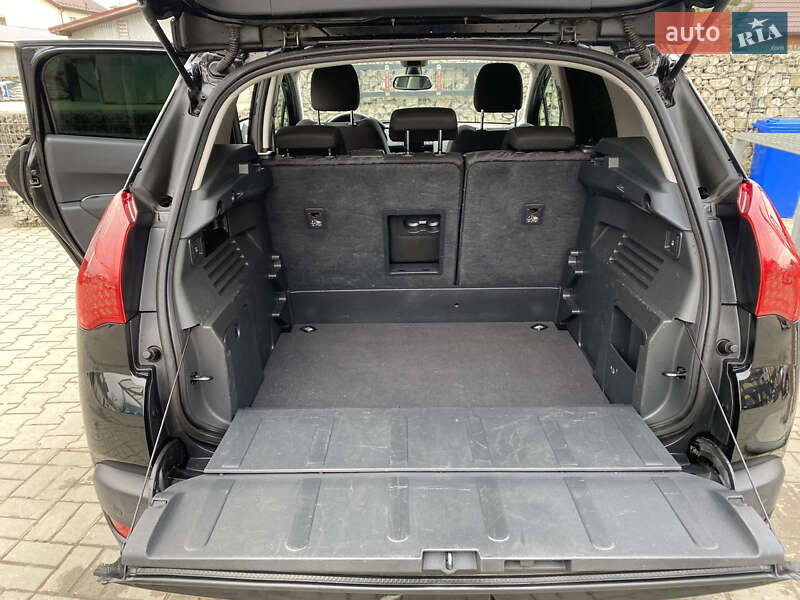 Позашляховик / Кросовер Peugeot 3008 2012 в Івано-Франківську