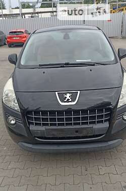 Внедорожник / Кроссовер Peugeot 3008 2010 в Киеве