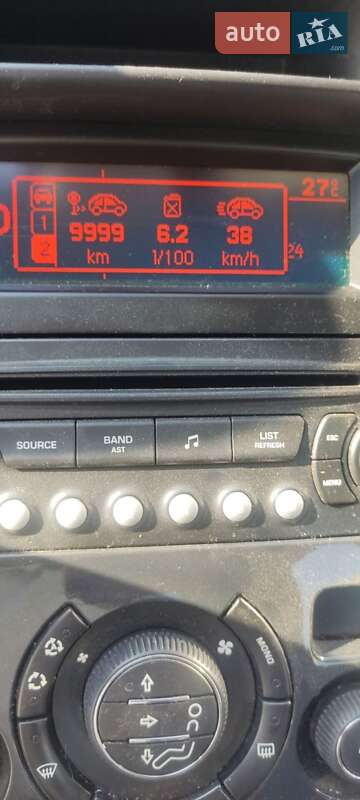 Внедорожник / Кроссовер Peugeot 3008 2011 в Луцке фото 4 Внедорожник / Кроссовер Peugeot 3008 2011 в Луцке