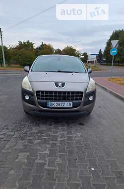 Внедорожник / Кроссовер Peugeot 3008 2010 в Луцке