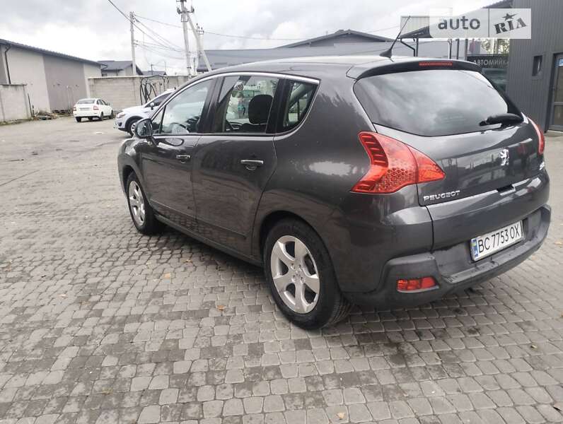 Позашляховик / Кросовер Peugeot 3008 2009 в Львові