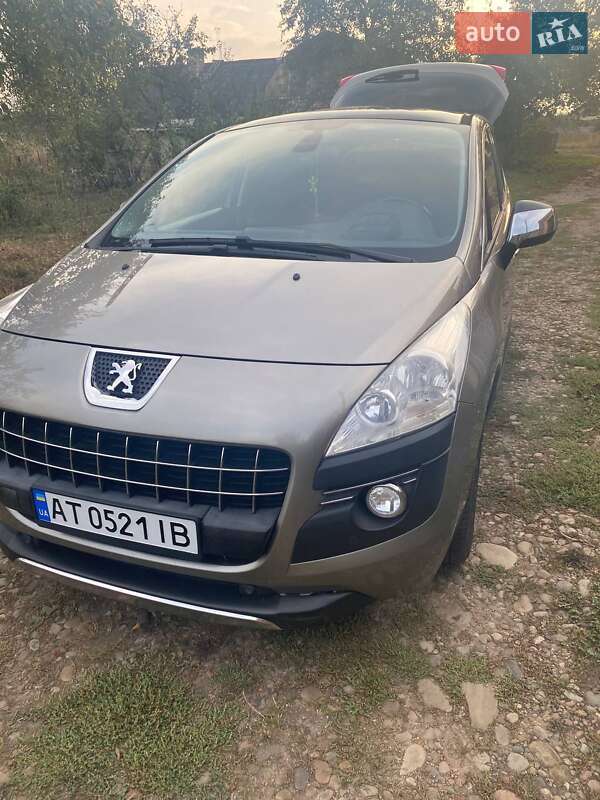 Позашляховик / Кросовер Peugeot 3008 2012 в Калуші