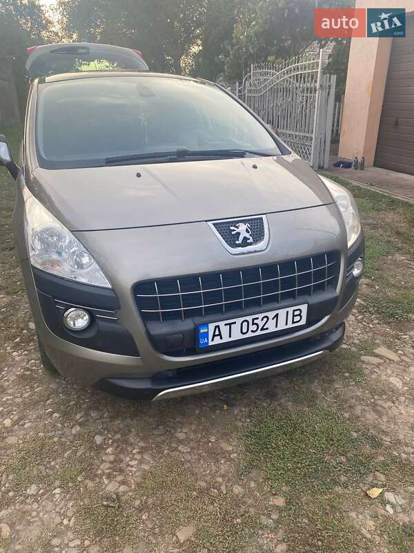 Позашляховик / Кросовер Peugeot 3008 2012 в Калуші