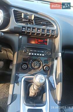 Позашляховик / Кросовер Peugeot 3008 2010 в Полтаві