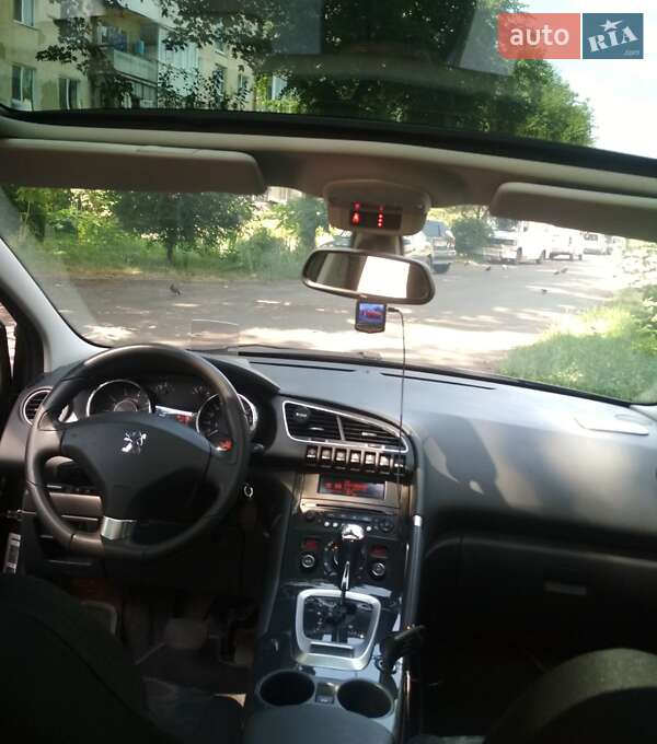 Позашляховик / Кросовер Peugeot 3008 2011 в Рівному