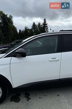 Позашляховик / Кросовер Peugeot 3008 2017 в 