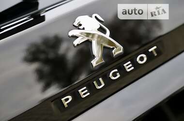 Позашляховик / Кросовер Peugeot 3008 2020 в Дрогобичі