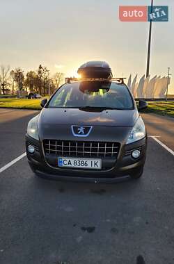 Внедорожник / Кроссовер Peugeot 3008 2011 в Черкассах