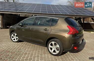 Позашляховик / Кросовер Peugeot 3008 2011 в Калуші