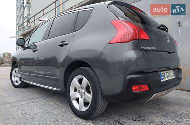 Внедорожник / Кроссовер Peugeot 3008 2012 в Тернополе