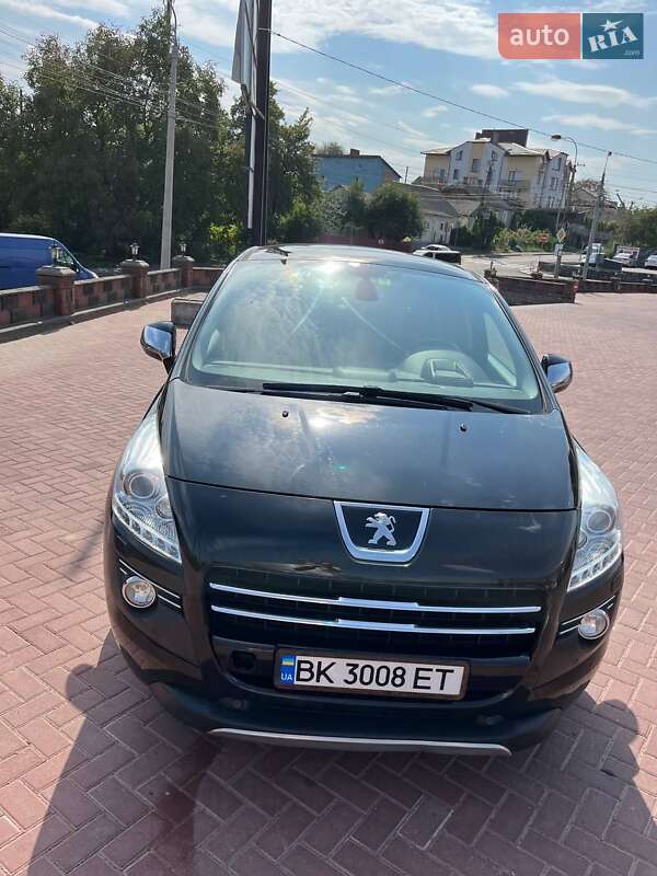 Позашляховик / Кросовер Peugeot 3008 2012 в Рівному