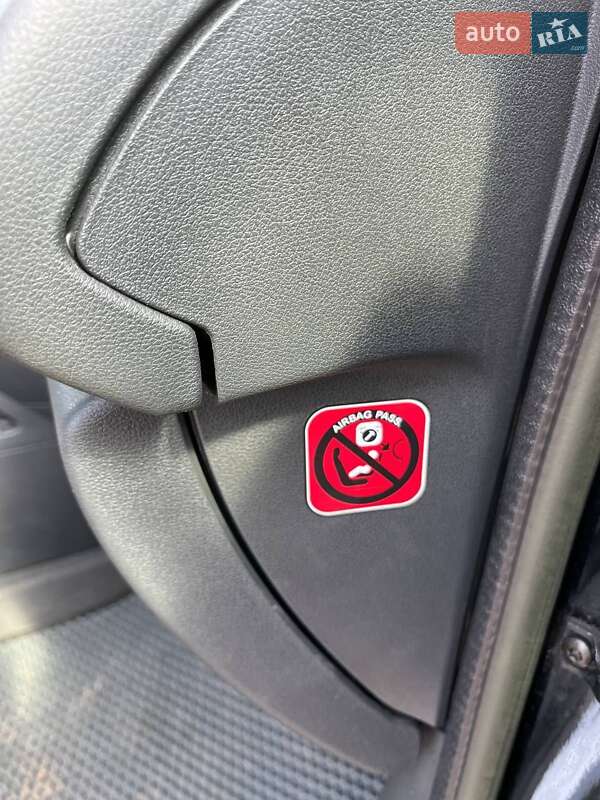 Позашляховик / Кросовер Peugeot 3008 2012 в Рівному