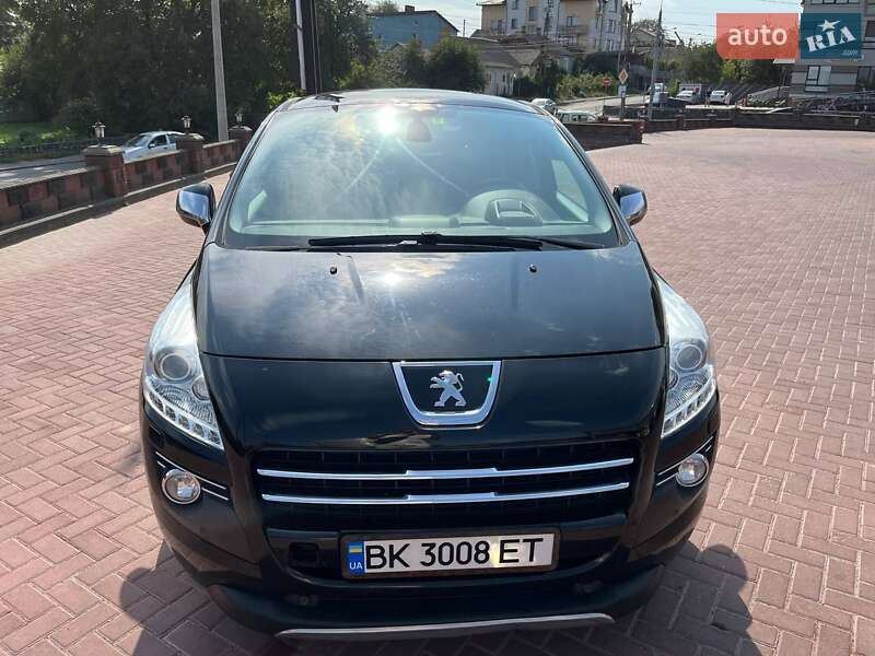 Позашляховик / Кросовер Peugeot 3008 2012 в Рівному
