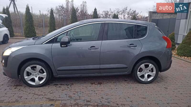 Внедорожник / Кроссовер Peugeot 3008 2012 в Сарнах