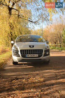 Внедорожник / Кроссовер Peugeot 3008 2010 в Ровно