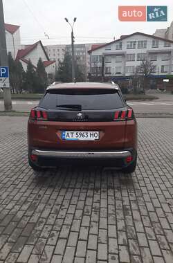 Внедорожник / Кроссовер Peugeot 3008 2018 в 
