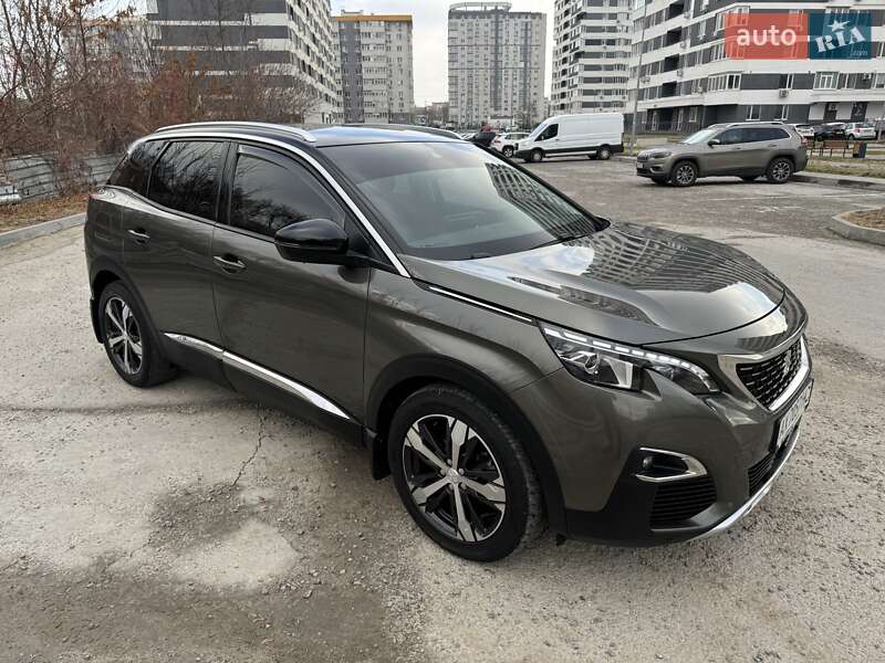 Позашляховик / Кросовер Peugeot 3008 2018 в Харкові