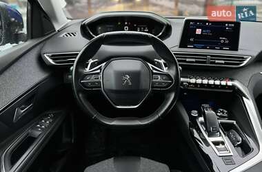 Внедорожник / Кроссовер Peugeot 3008 2018 в Киеве