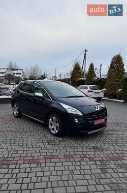 Позашляховик / Кросовер Peugeot 3008 2011 в Луцьку