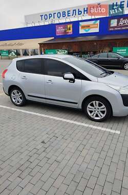 Позашляховик / Кросовер Peugeot 3008 2010 в Калуші