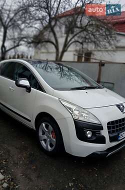 Позашляховик / Кросовер Peugeot 3008 2011 в Золочеві