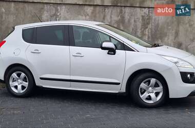 Позашляховик / Кросовер Peugeot 3008 2013 в Львові