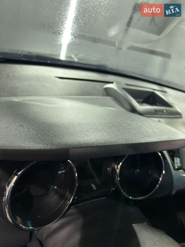 Внедорожник / Кроссовер Peugeot 3008 2011 в Киеве