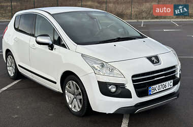 Позашляховик / Кросовер Peugeot 3008 2012 в Рівному