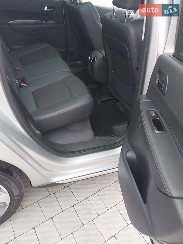 Позашляховик / Кросовер Peugeot 3008 2014 в Володимирі